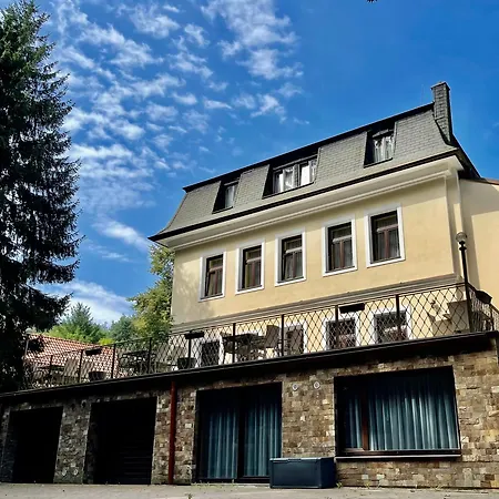 Hotel Kokorin Forest *